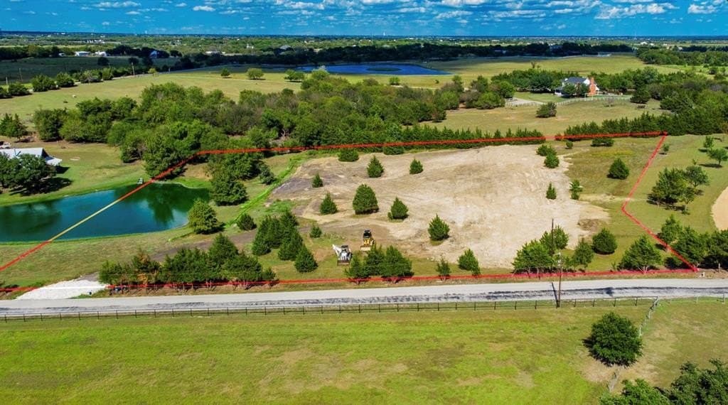265 Cornstalk Road