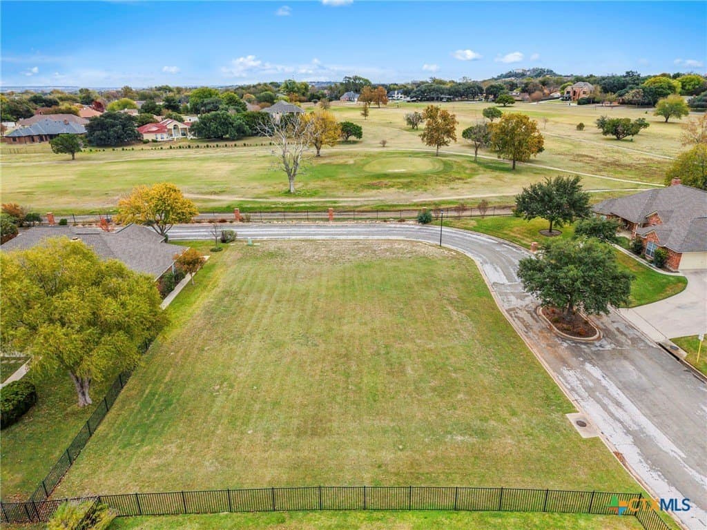 5013 Lakeshore Drive lot: 0012