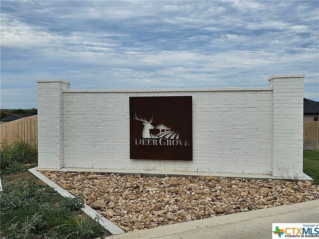 7960 Rock Crest Drive lot: 22