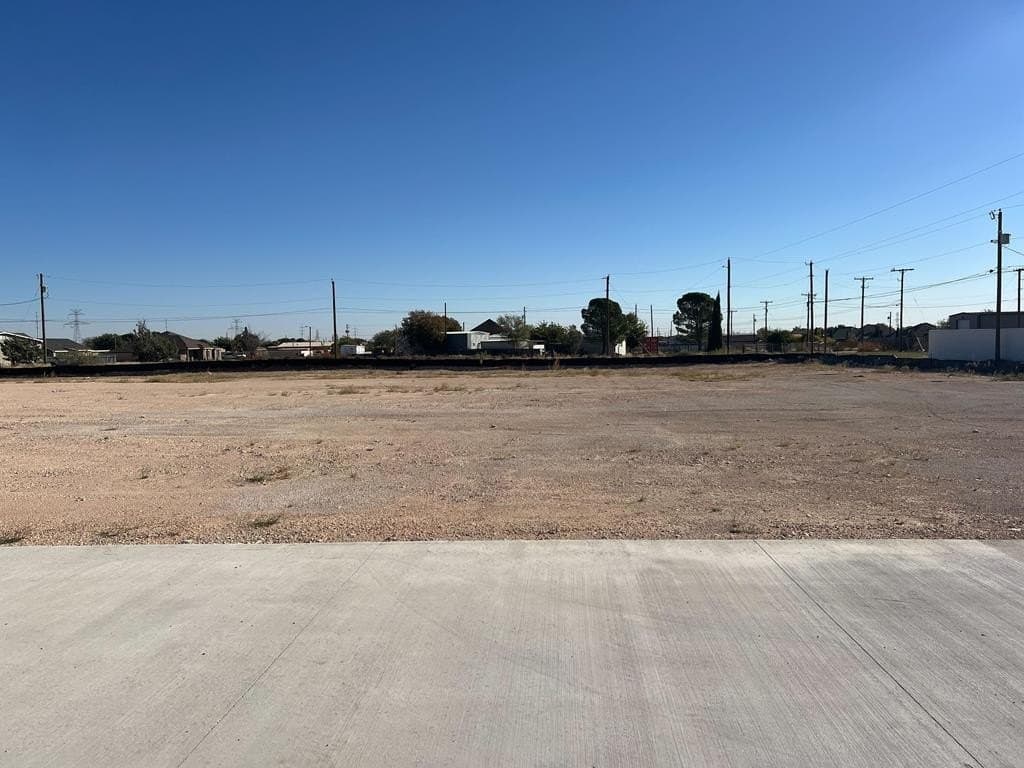 6400 Hopi Court