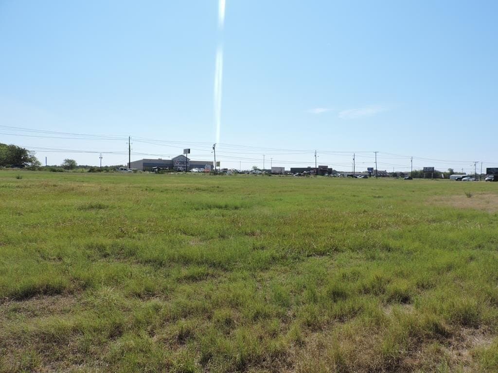 02 S St Hwy 198