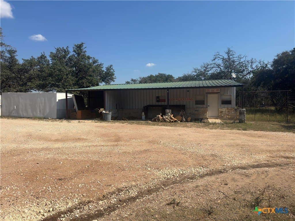 7160 County Road 330