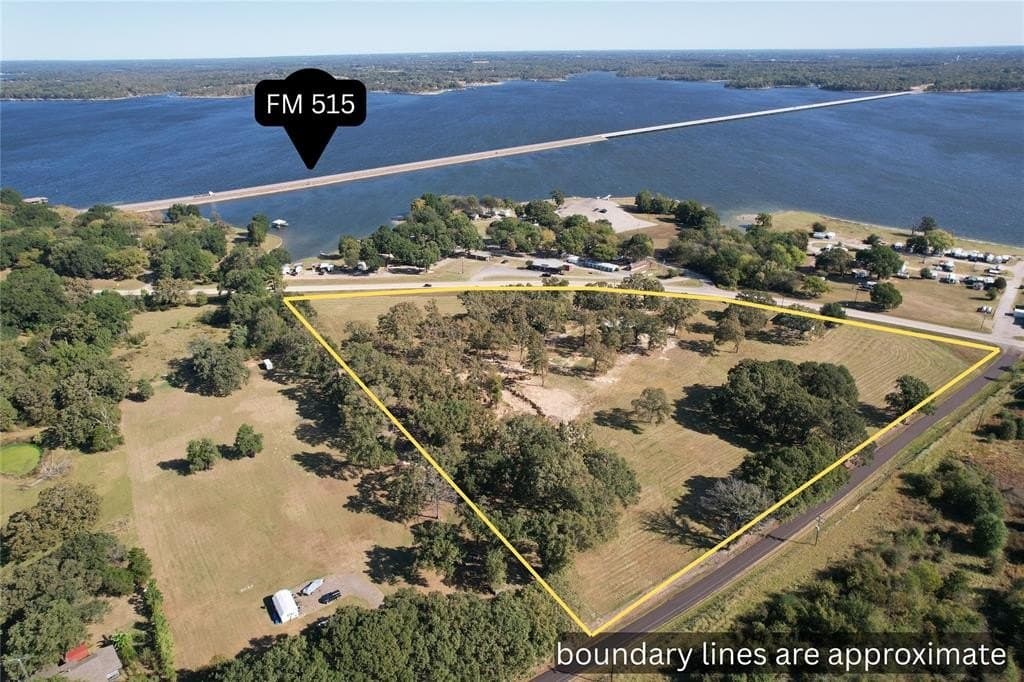5047 N FM 17