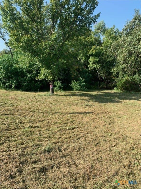 3900 Lakecliff Drive lot: 1