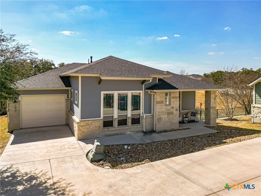 112 Eagle Drive unit: 102