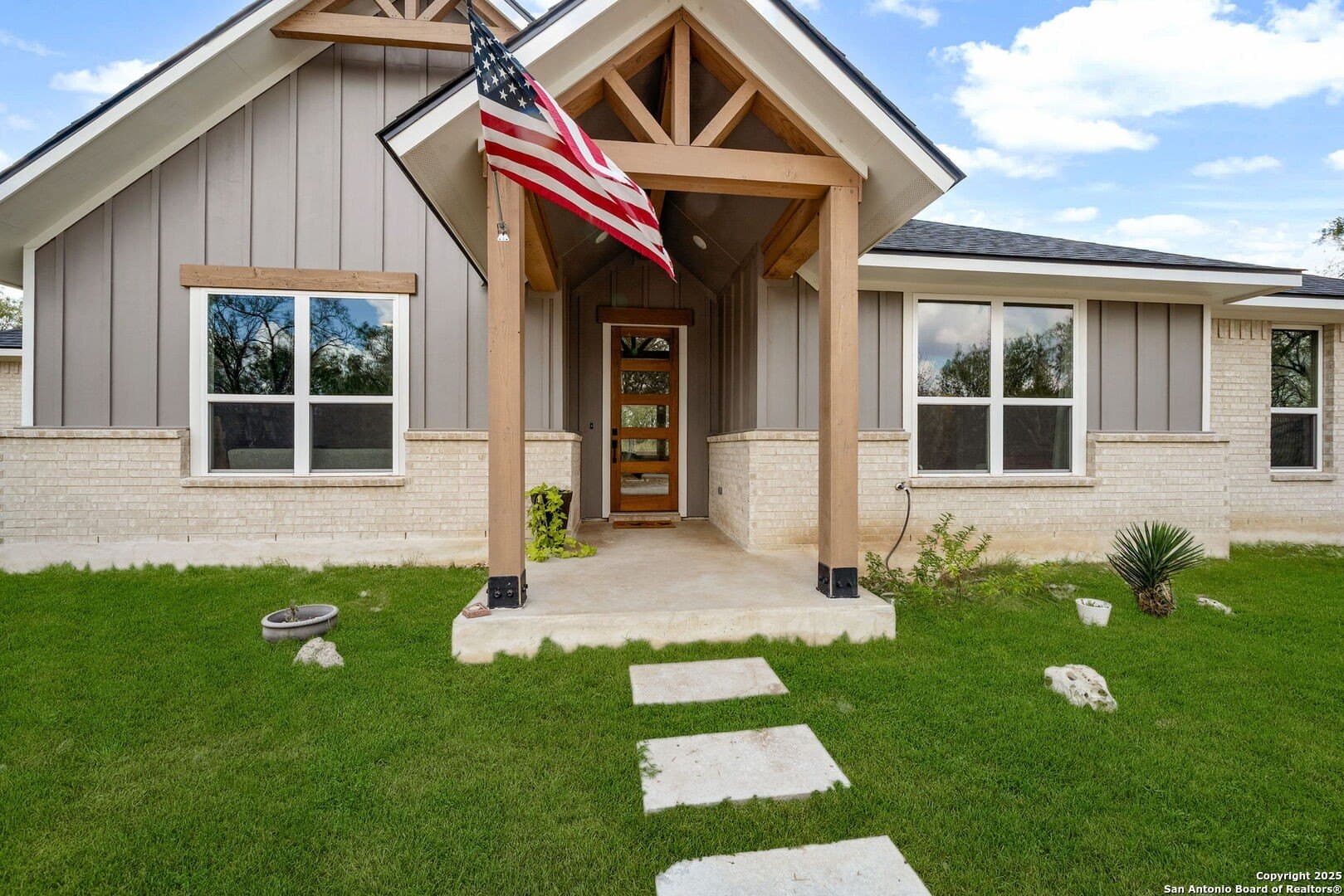 558 County Road 7713