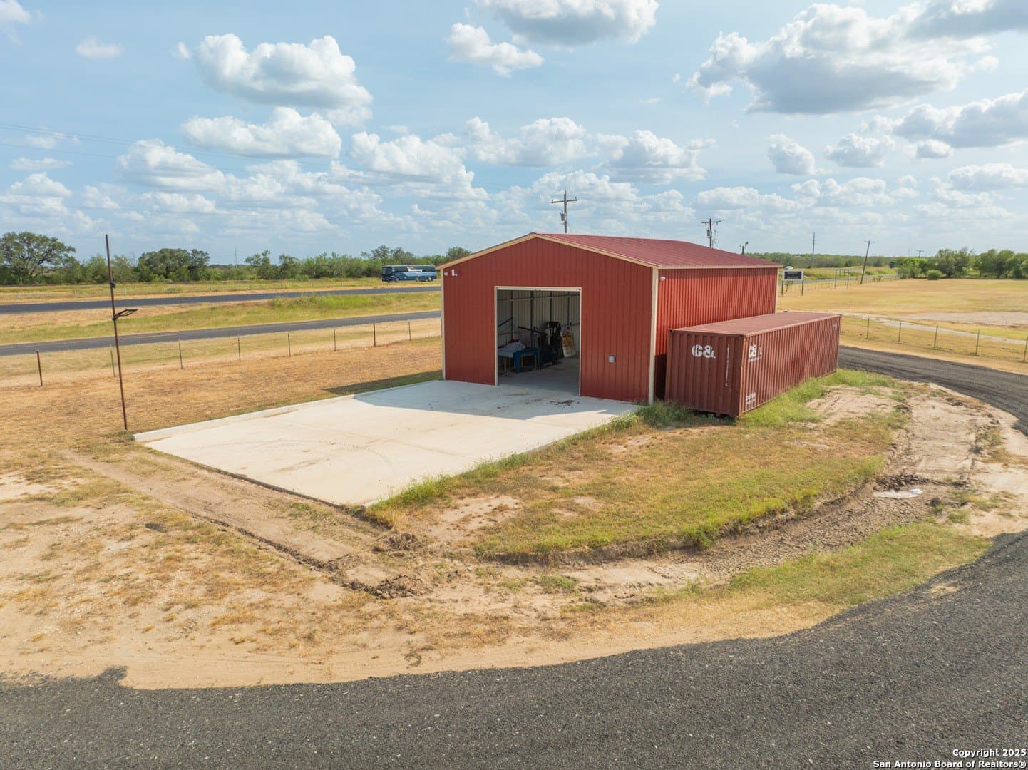 14951 N Ih 35