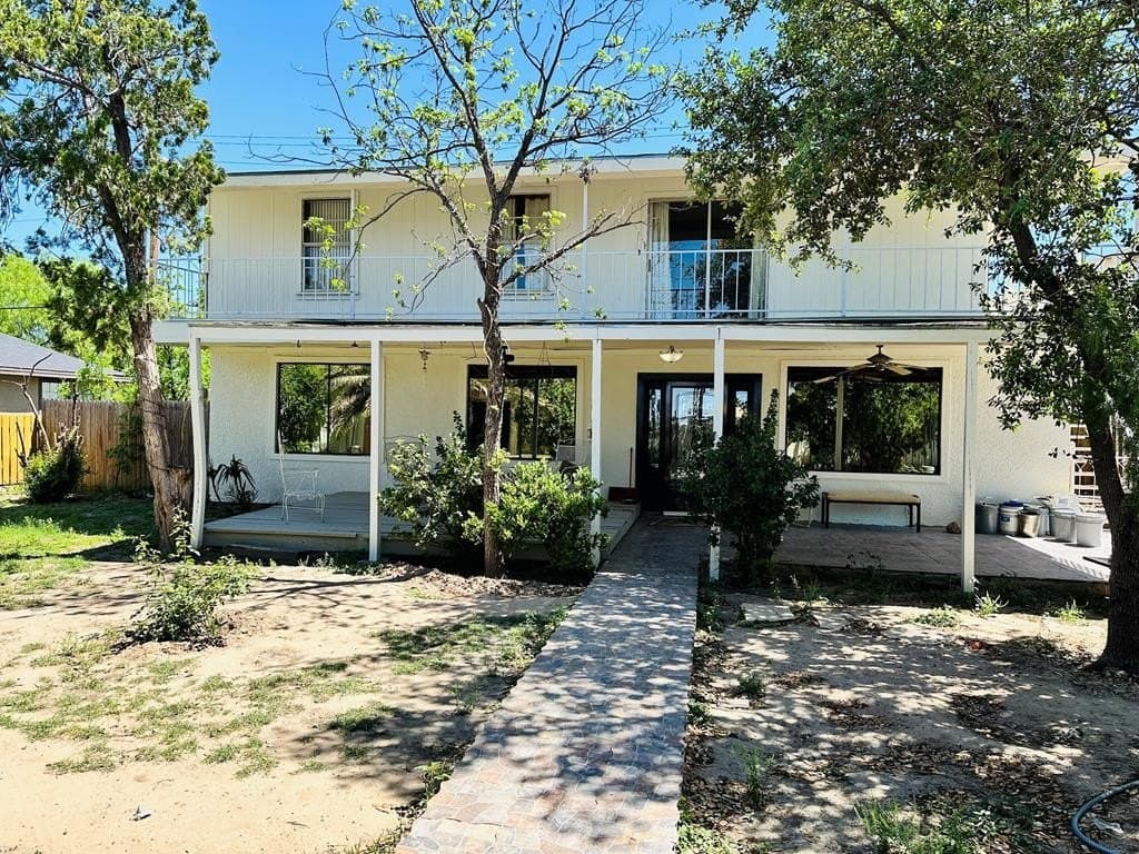 3174 DEL RIO BLVD.