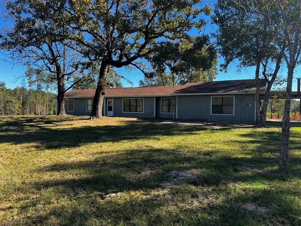 311 FOUR B LN