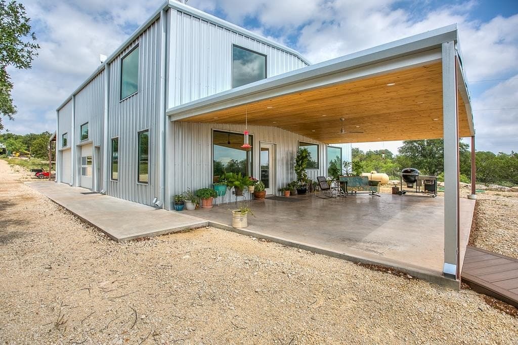 19621 Bluff Road