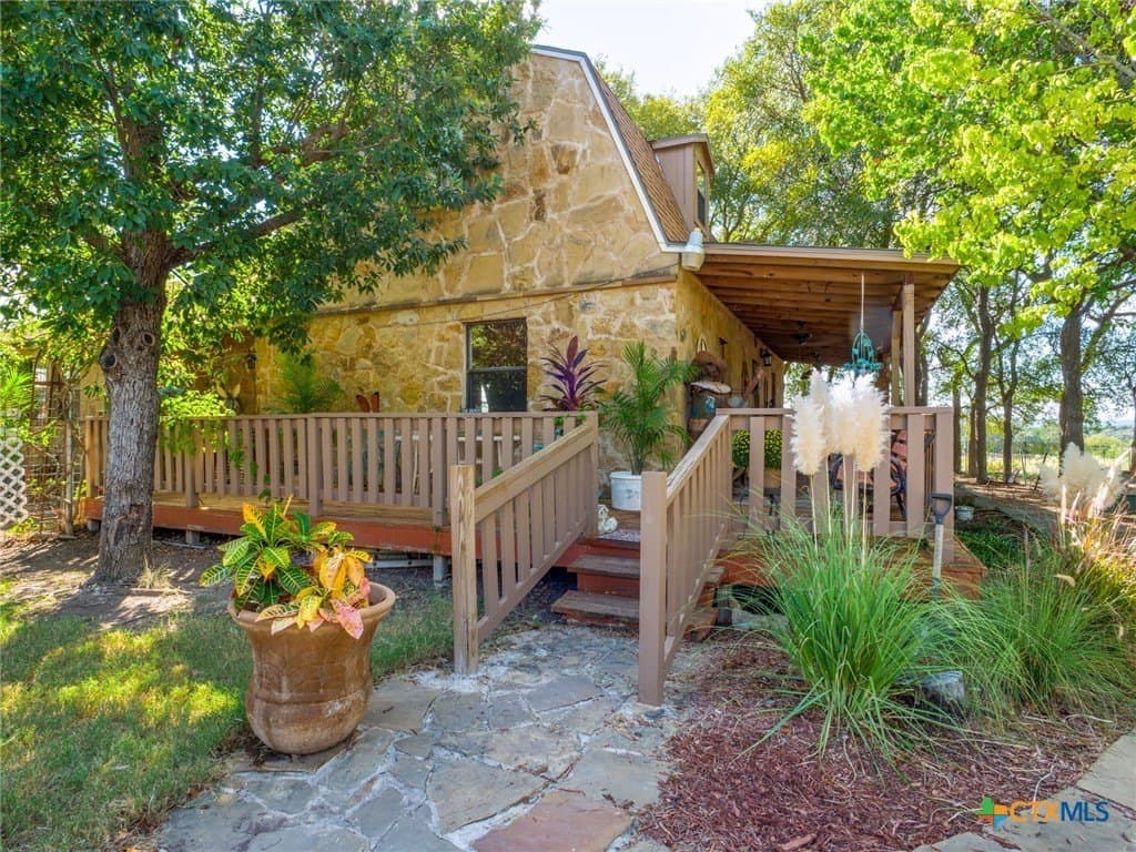 425 Cedar Break Lane