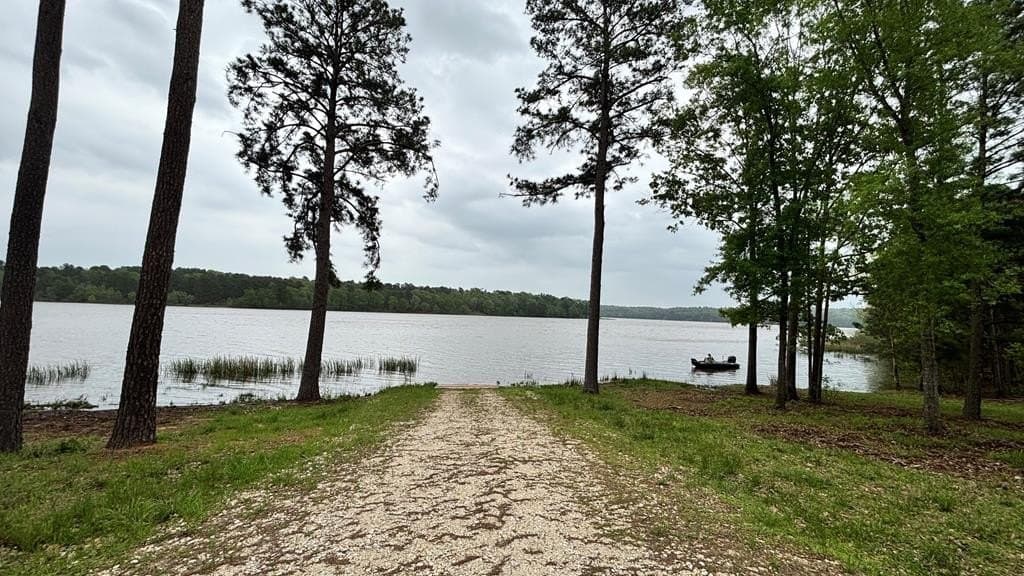 Tract 20 Lakepoint Passage