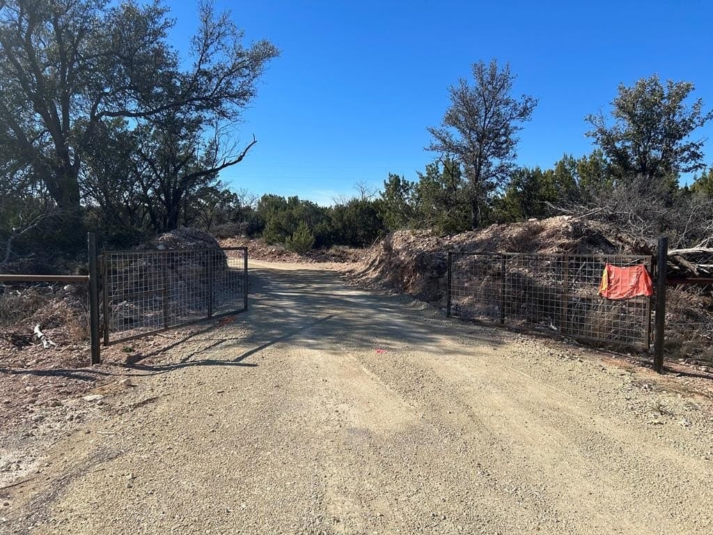10303 Hwy 277N