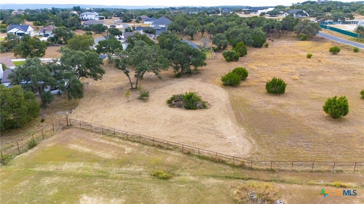 141 N Lon Price lot: 765