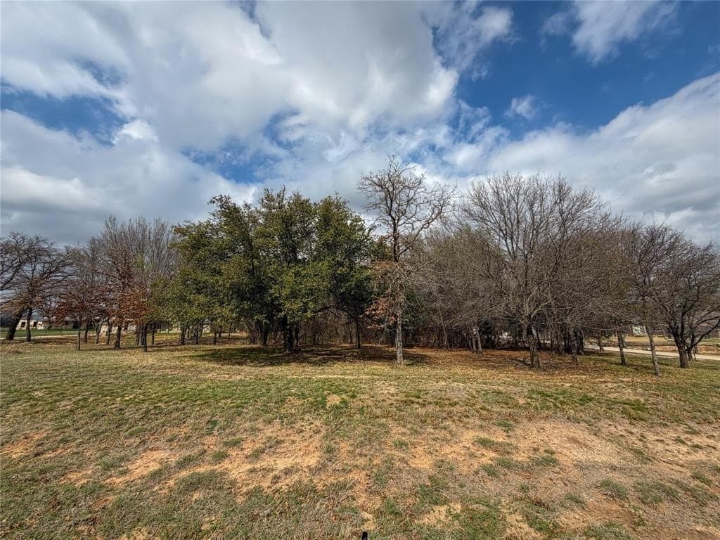 1120 Paradise Parkway