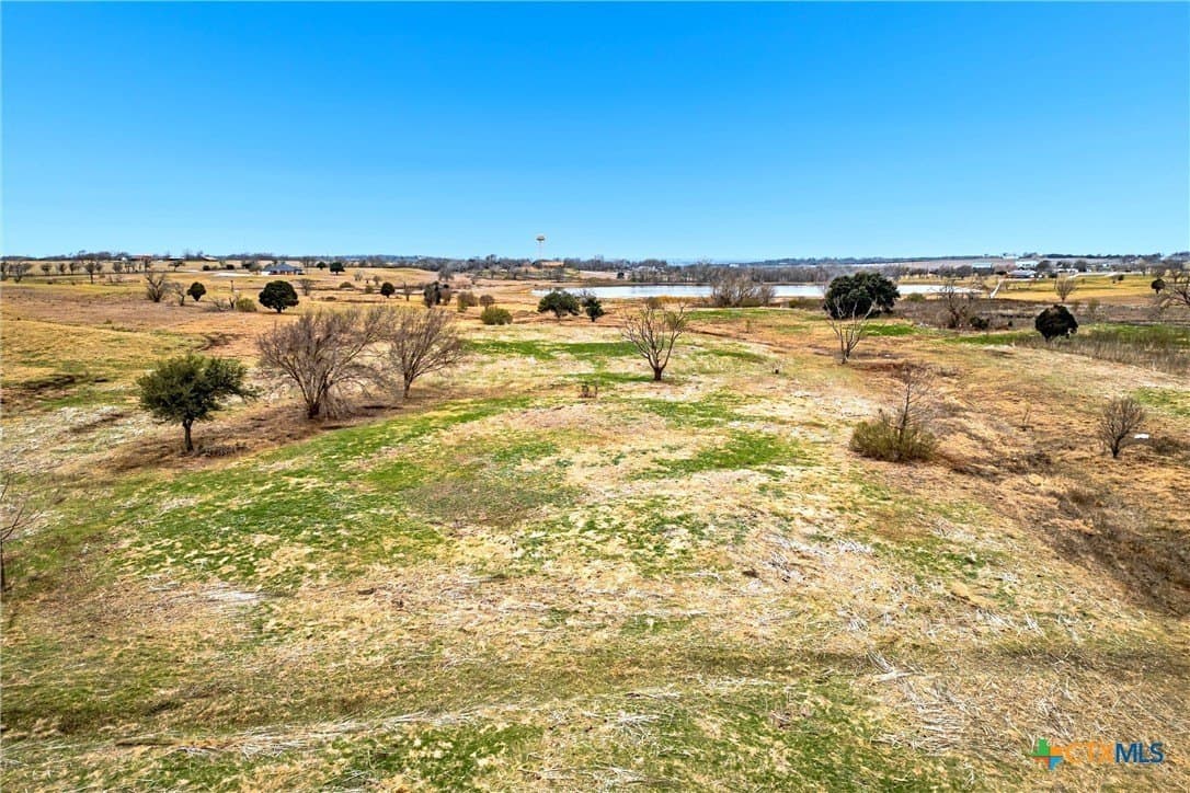 10.01 ac. 8070 N Lone Star Parkway