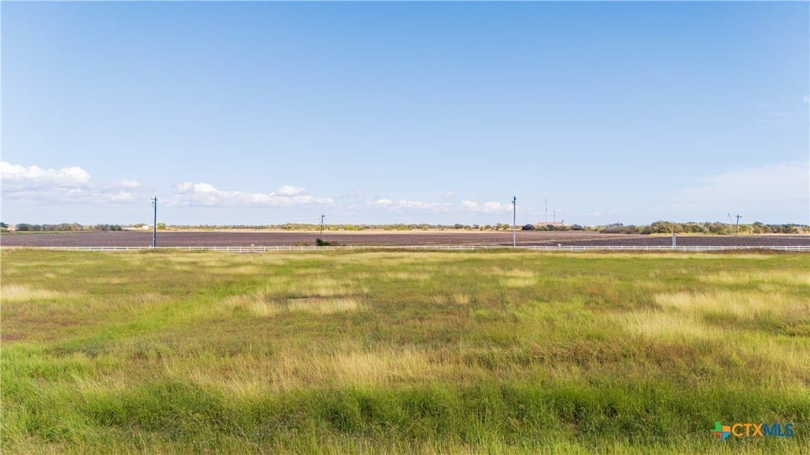 Redfish Retreat Drive lot: 47