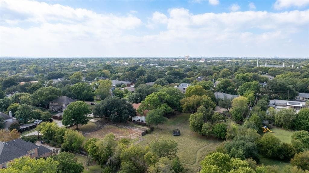 6639 Willow Lane