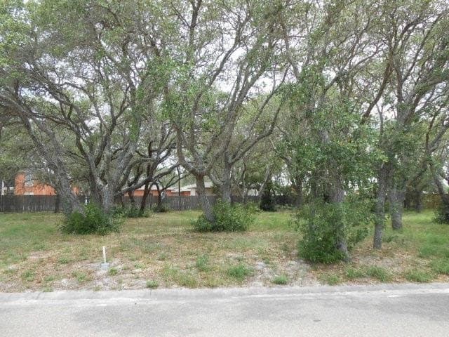2 PRIMROSE DR