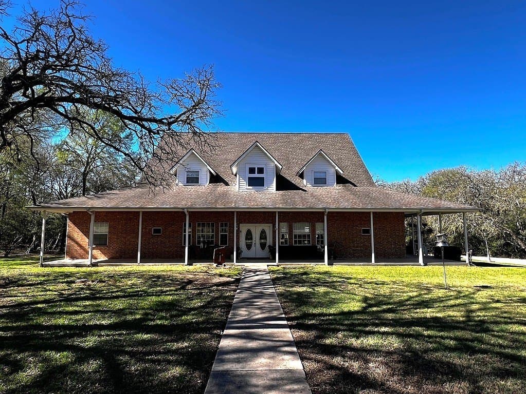 730 Panorama Road