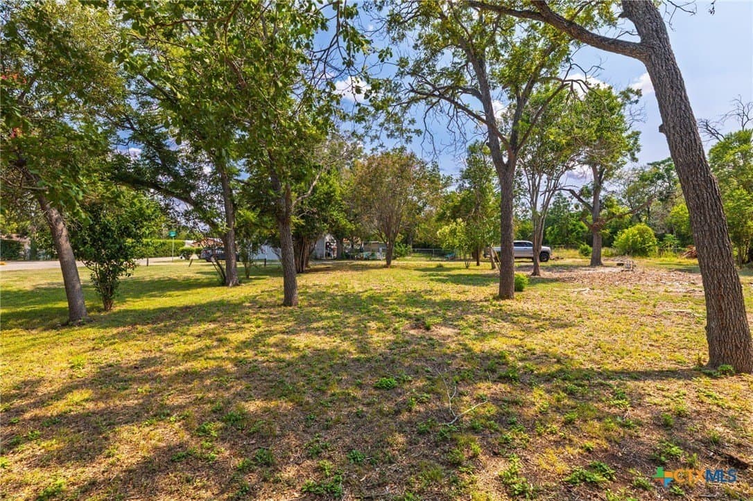 1308 Bert Street lot: 6