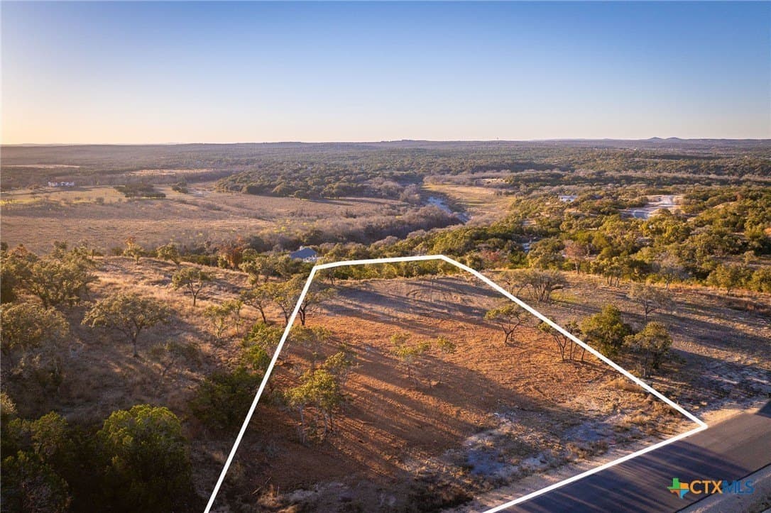 1845 Paradise Parkway lot: 9