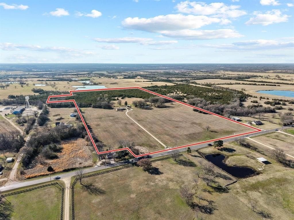 10035 Farm Road 195