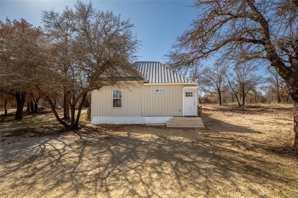 6199 County Road 335