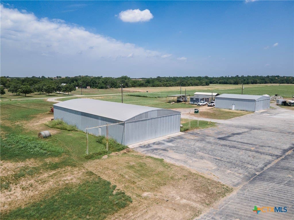 215 Airpark Drive