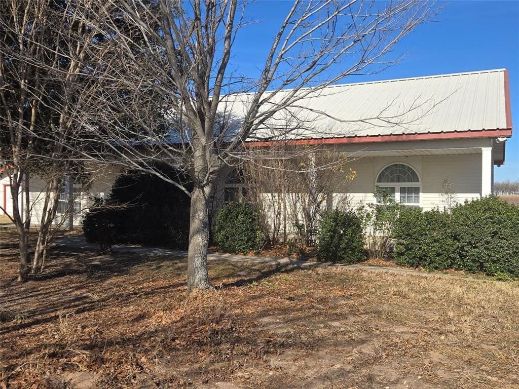 700 County Road 408