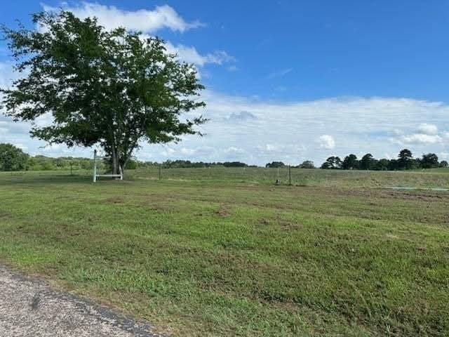 2.24 Acres Lot 61 CR 2320