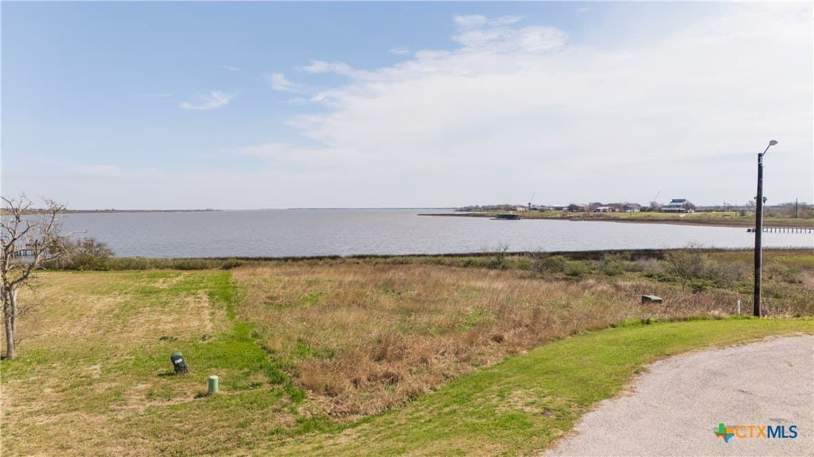 S Blue Heron Drive lot: 32