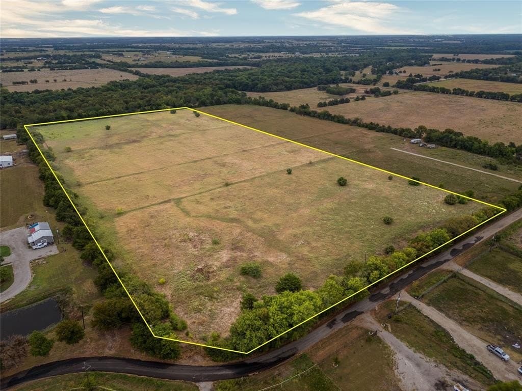 19.55 Acs. COUNTY ROAD 2726