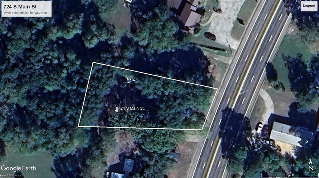 724 S Main St.