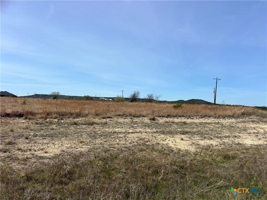 1192 Holden Loop lot: 7