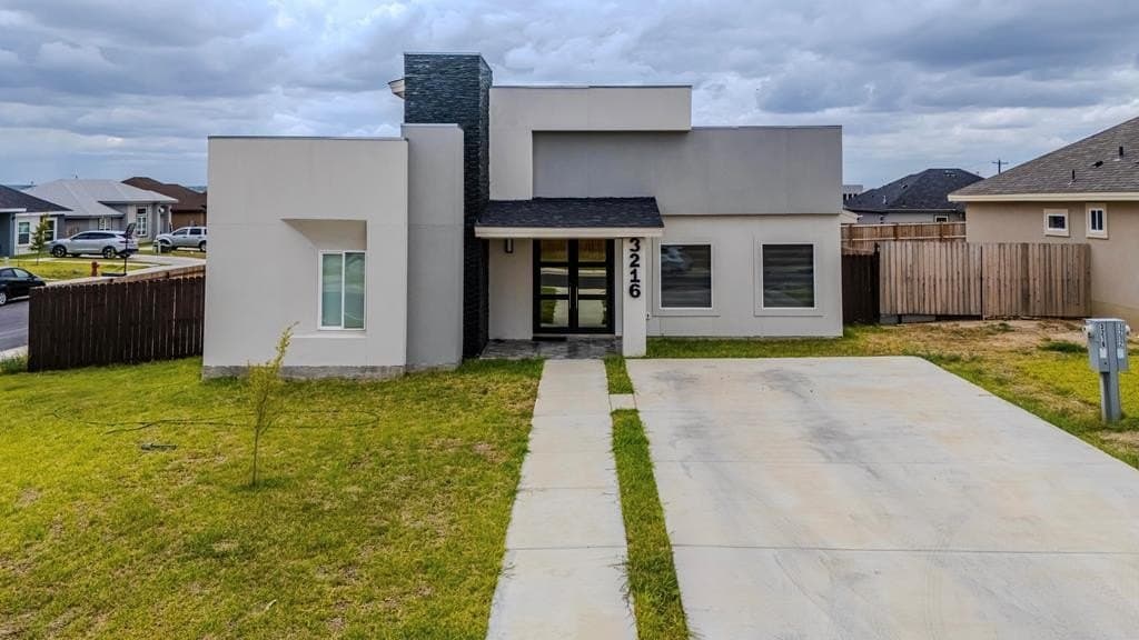 3216 Eloisa Lane