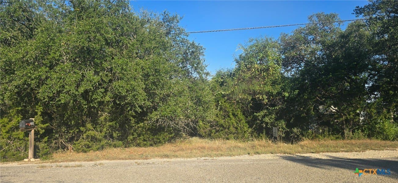 1327 Hedgestone
