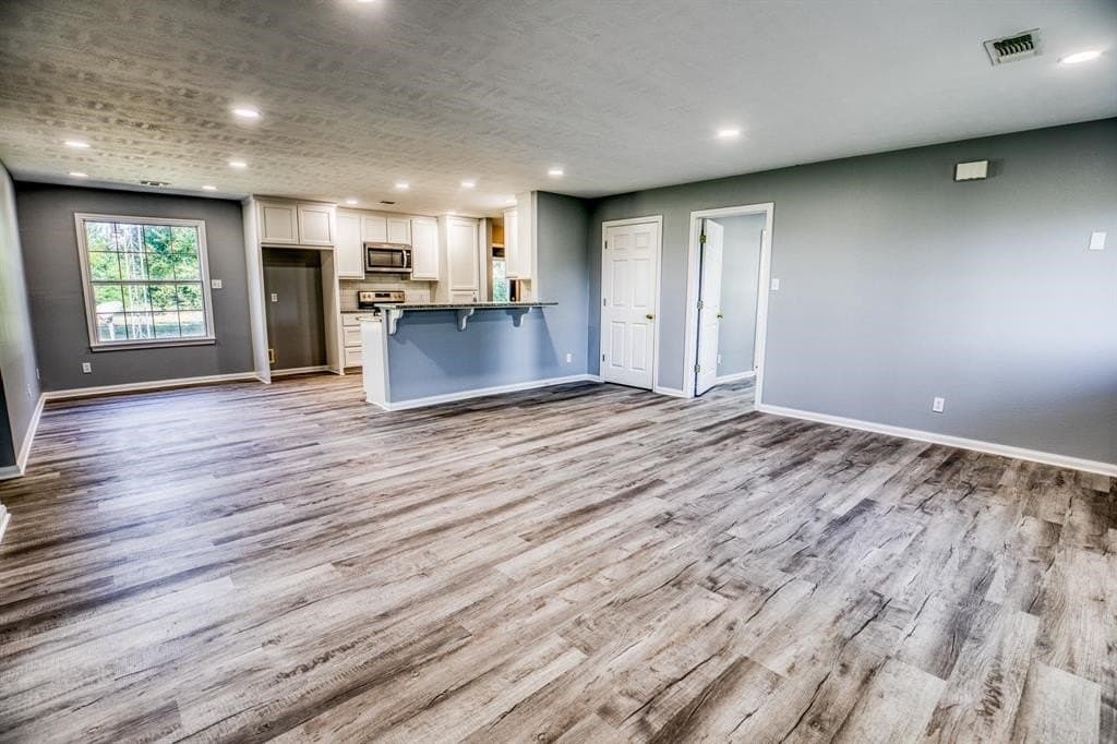 2700 Quarry Road