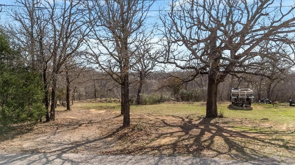 551 Horseshoe Trail