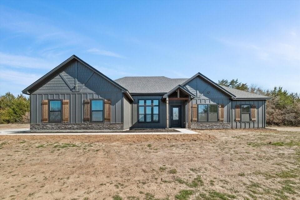 298 Greanead Road