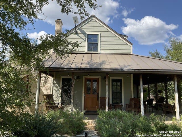 9402 Doss-Spring Creek Road
