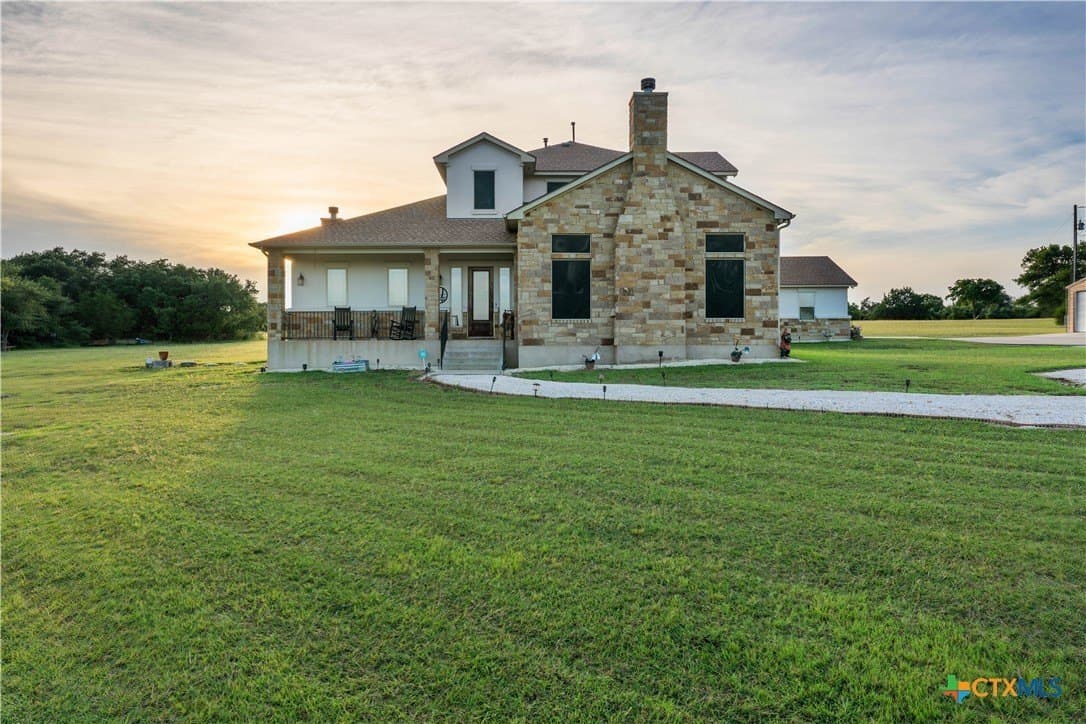 1224 Hidden Springs Drive