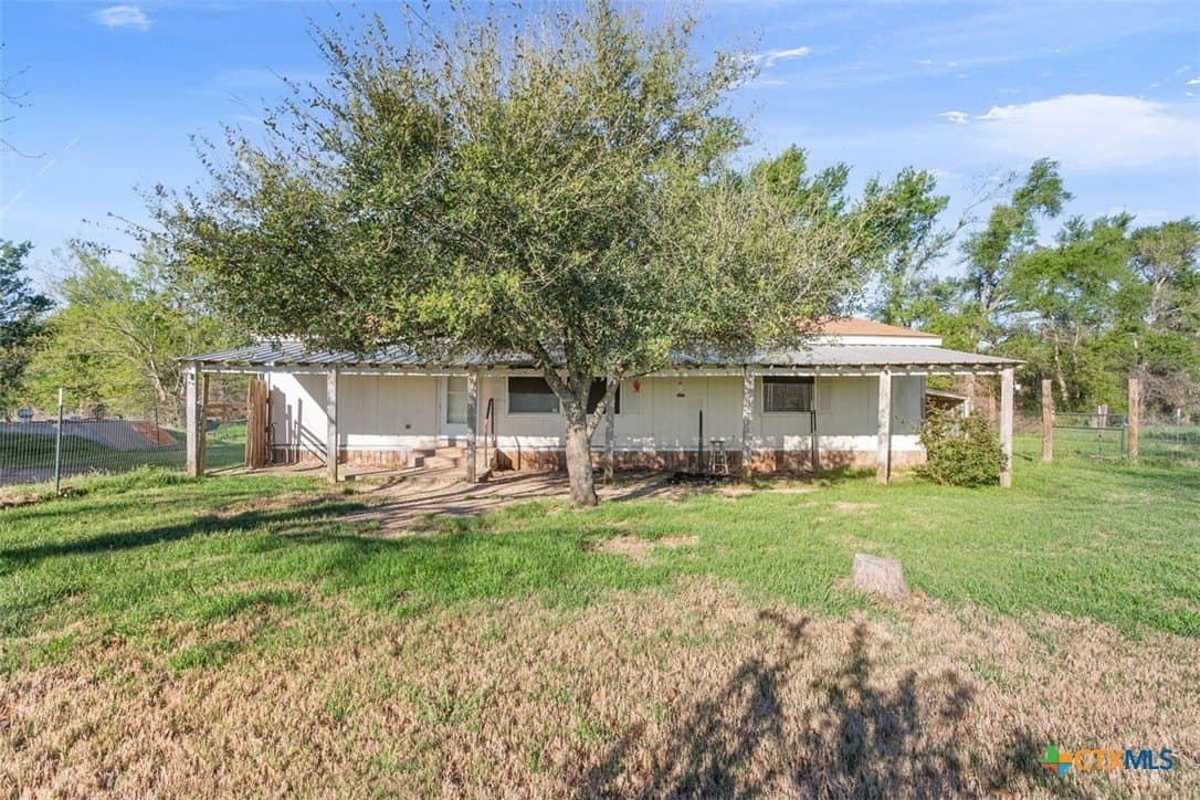 927 Alamo Road