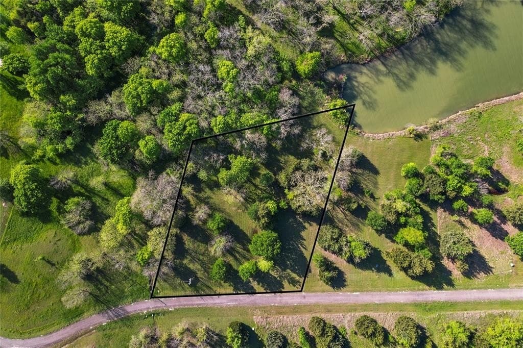 Lot 21 Embarcadero