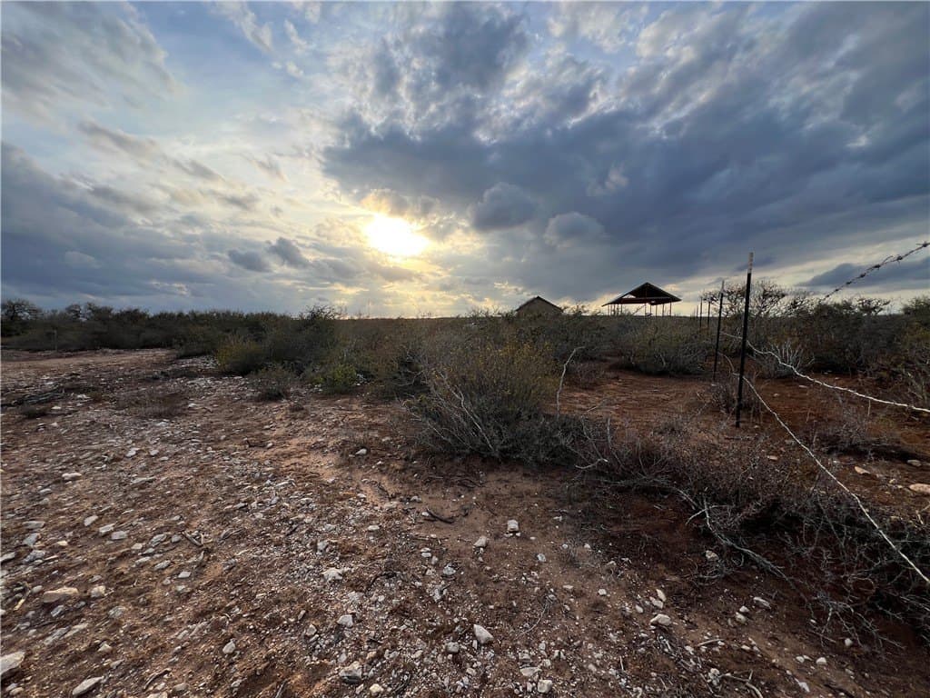256 Coyote Crossing lot: 0
