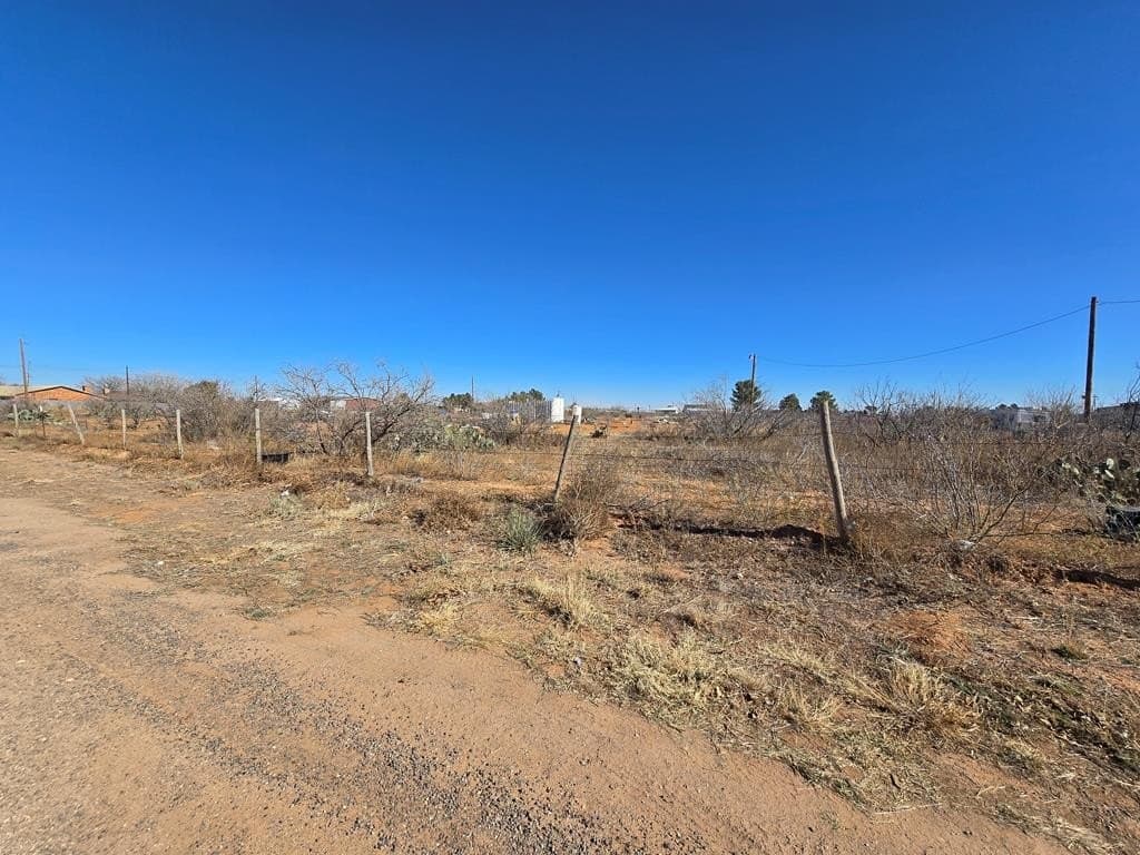 4204 N County Rd 1133