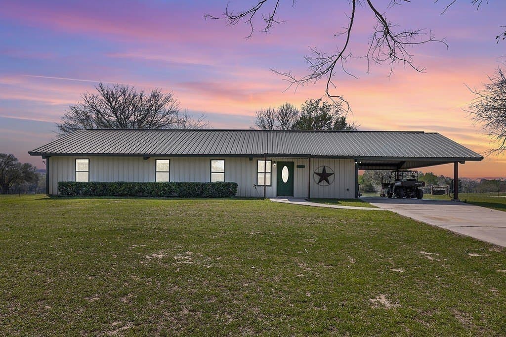 4340 S US Highway 77