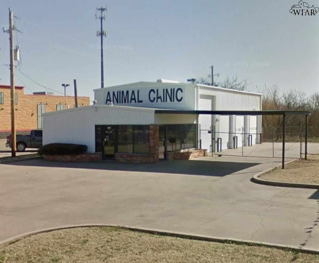 4501 SOUTHWEST PARKWAY