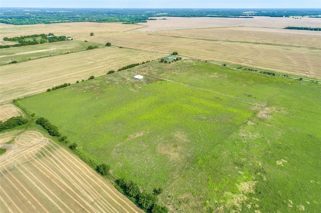 25 Acres County Road 3130