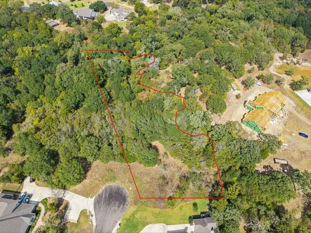 6488 Olivia Trail